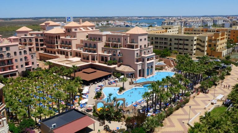 Lista 2022 ️ Hoteles con Toboganes en Huelva | Todo lo que necesitas saber