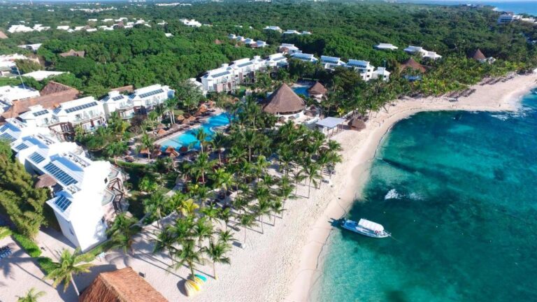 Hoteles con toboganes en Cancún