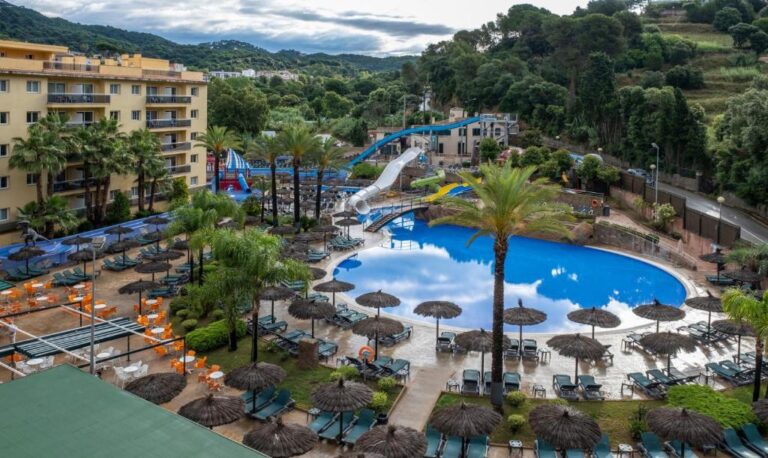 Hotel Rosamar Garden Resort 4*  piscina