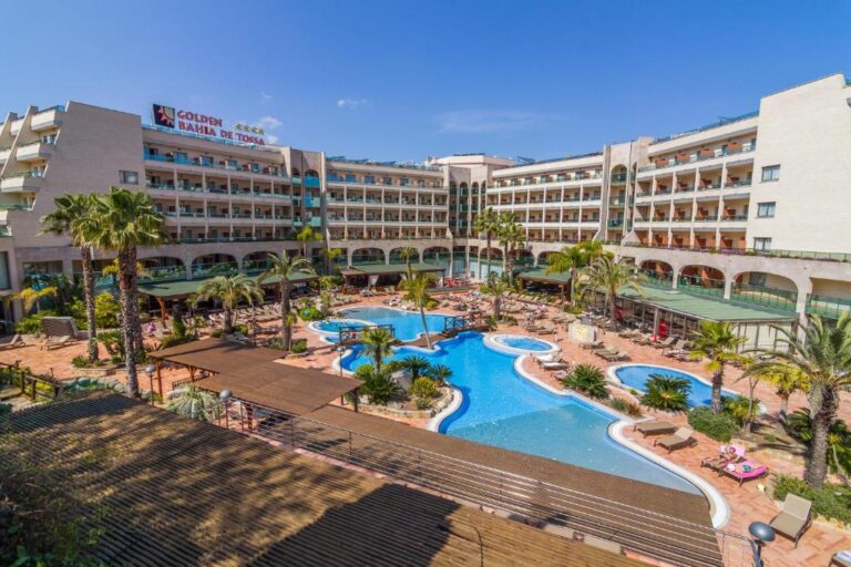 Hoteles con toboganes Golden Bahía de Tossa & Spa