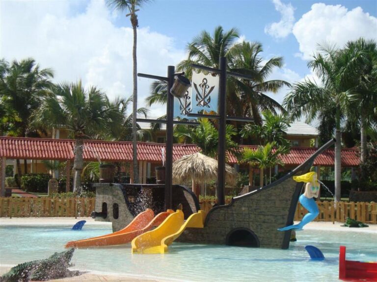 hotel con parque acuatico para niños pequeños en punta cana (7)
