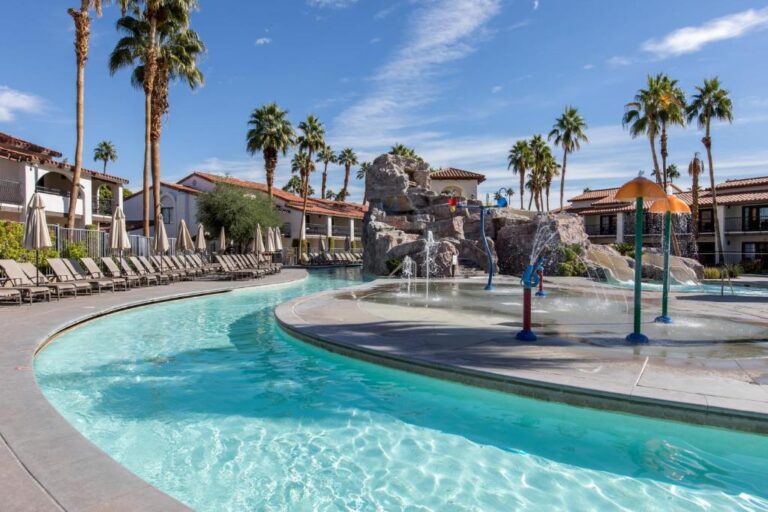 hotel with lazy river in palm springs