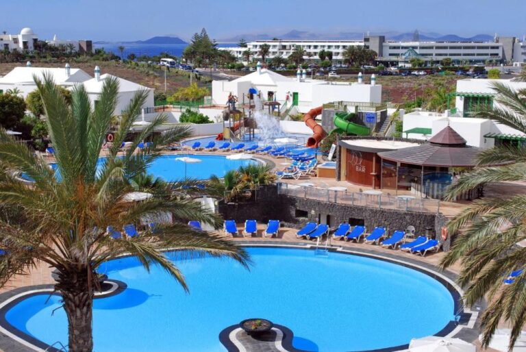 Caybeach Sun hotel con toboganes en Lanzarote