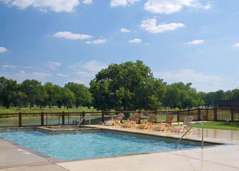 Waterpark Hotels in Dallas