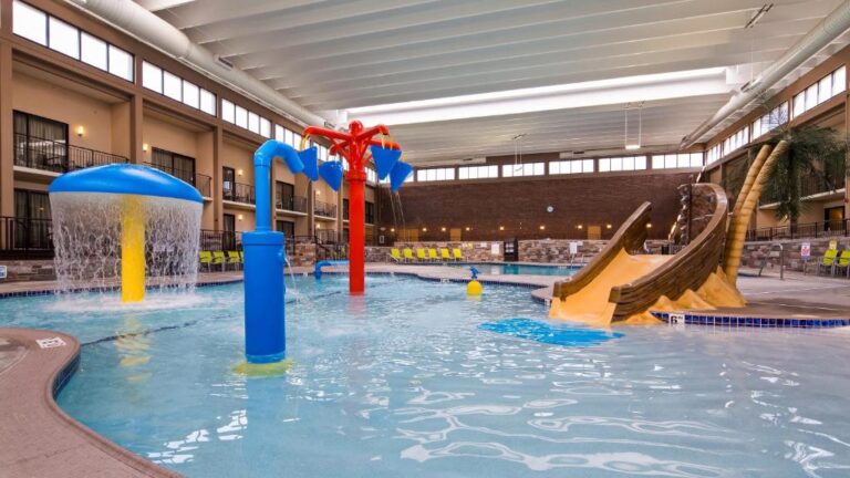 Hotels with Waterparks in Minnesota 1