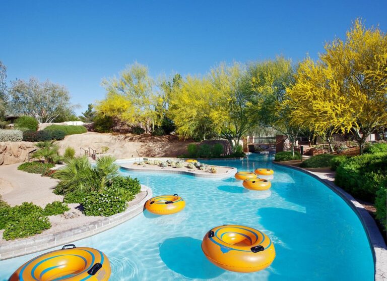 Waterpark Hotels in Phoenix