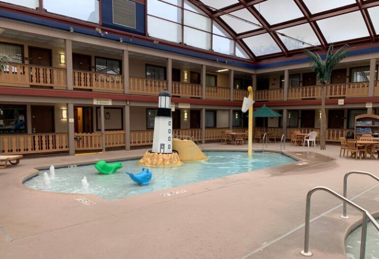 Waterpark Hotels in Wisconsin