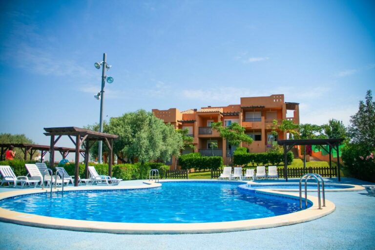 Montemar Natura Resort piscina