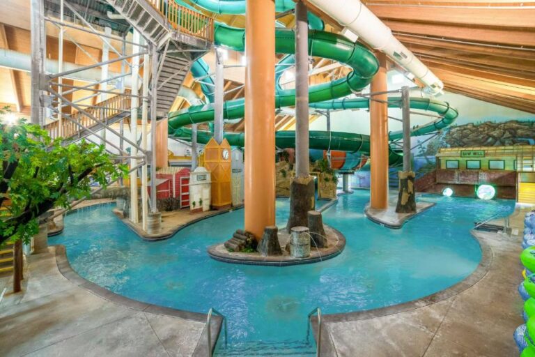 Waterpark Hotels in Minnesota