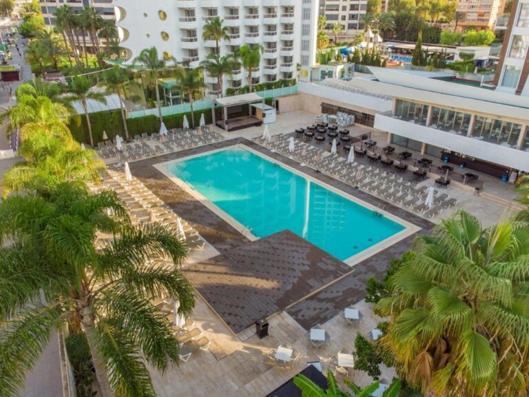 Hotel Rosamar piscina