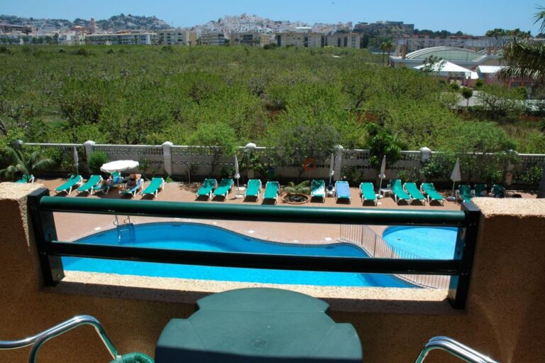 Hotel Victoria Playa terraza