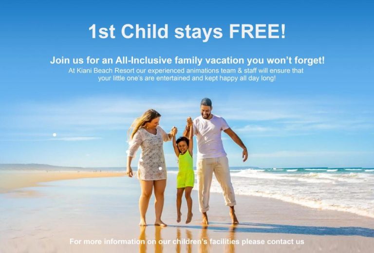 Familia disfrutando en la playa del Kiani Beach Resort con oferta Todo Incluido, primer niño gratis