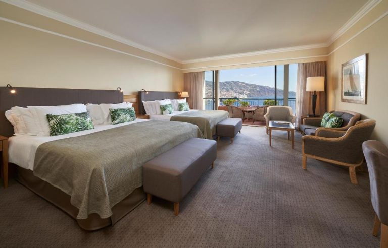 Habitación doble con vista al mar y balcón en The Cliff Bay PortoBay, Madeira