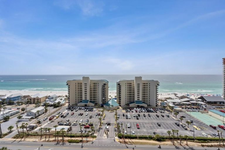 Vista aérea del Stunning Gulf View Condo con acceso directo a la playa del Golfo de México