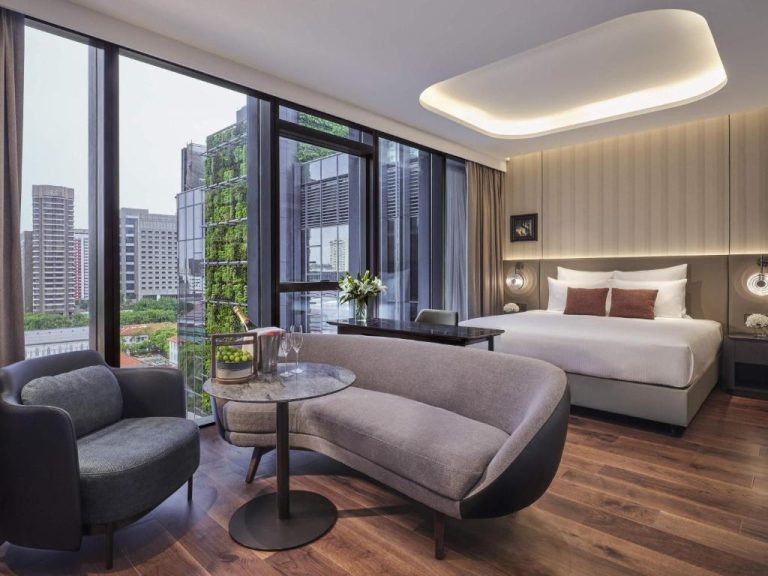 Habitación de lujo con vista panorámica a la ciudad en el Pullman Singapore Hill Street
