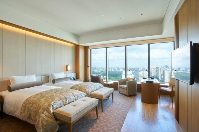 Habitación twin de lujo con vistas panorámicas a la ciudad en The Okura Tokyo