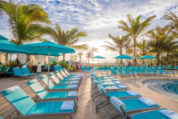affordale-family-resorts-Margaritaville-Hollywood-Beach-Resort-in-Florida-4-scaled.jpg