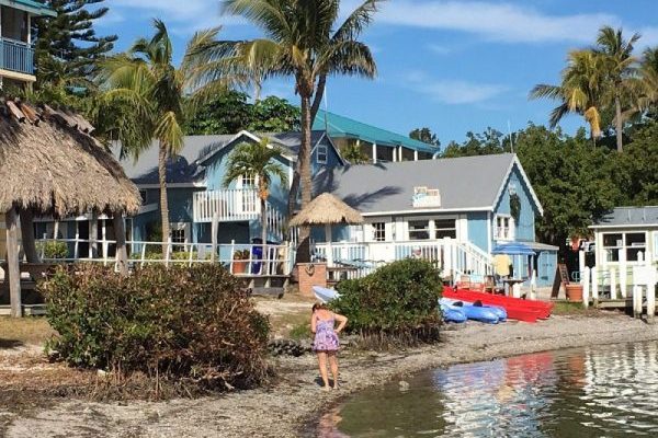 affordale-family-resorts-Tween-Waters-Island-Resort-in-Florida-8-1-scaled.jpg