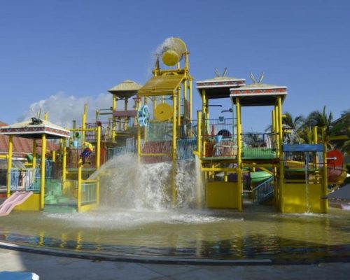 hotels-with-a-water-park-All-Ritmo-in-Mexico-6T6-scaled.jpg