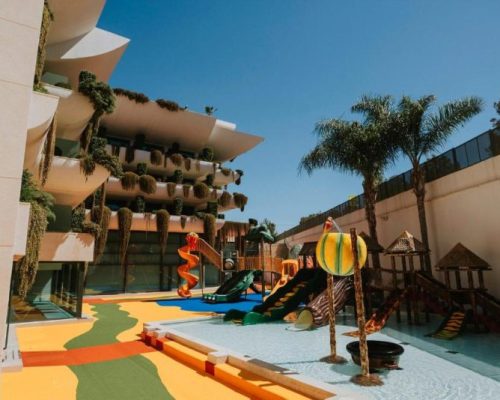 hotels-with-a-water-park-Hotel-Deloix-4-Sup-in-Benidorm-7-scaled.jpg
