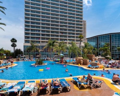 hotels-with-a-water-park-Medplaya-Hotel-Flamingo-Oasis-in-Benidorm-scaled.jpg