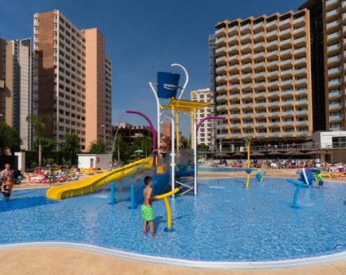 hotels-with-a-water-park-Medplaya-Hotel-Rio-Park-in-Benidorm-3-scaled.jpg